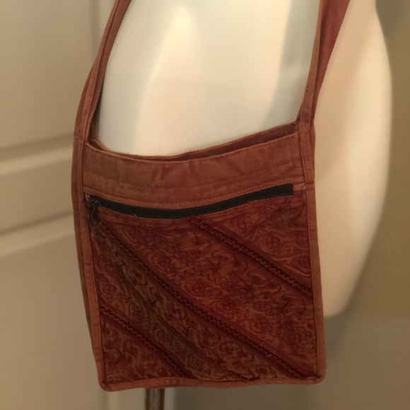 Flying High Bohemian Cross Body Messenger Bag - Picture 3 of 10